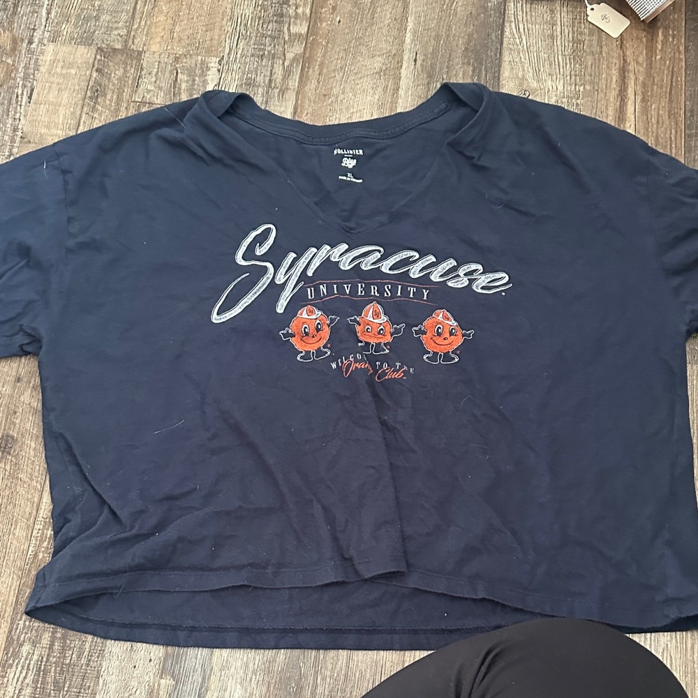 Cropped tee